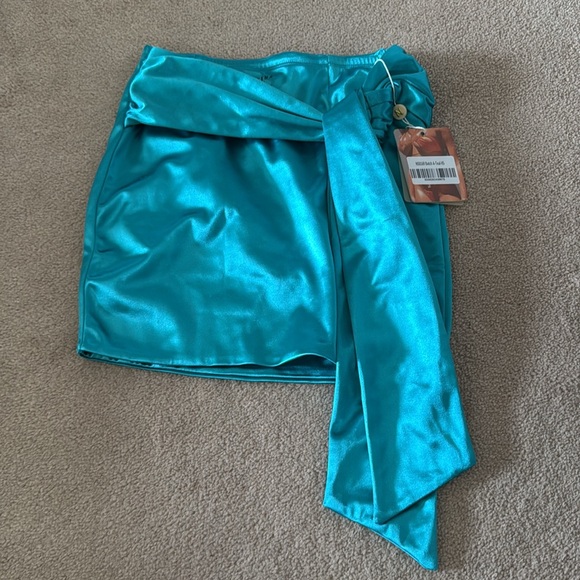 OhPolly Micro mini skirt - Picture 2 of 2